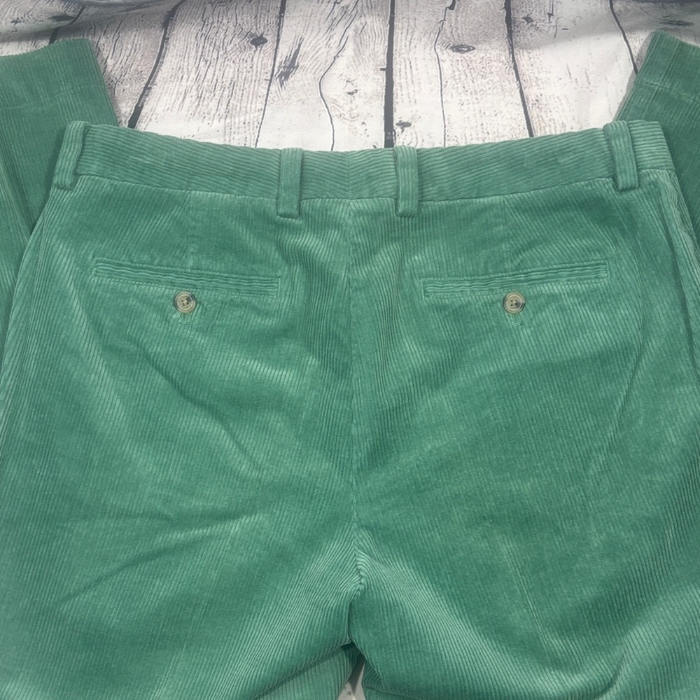 Vineyard Vines Men's Green Corduroy Pants - Picture 4 of 5